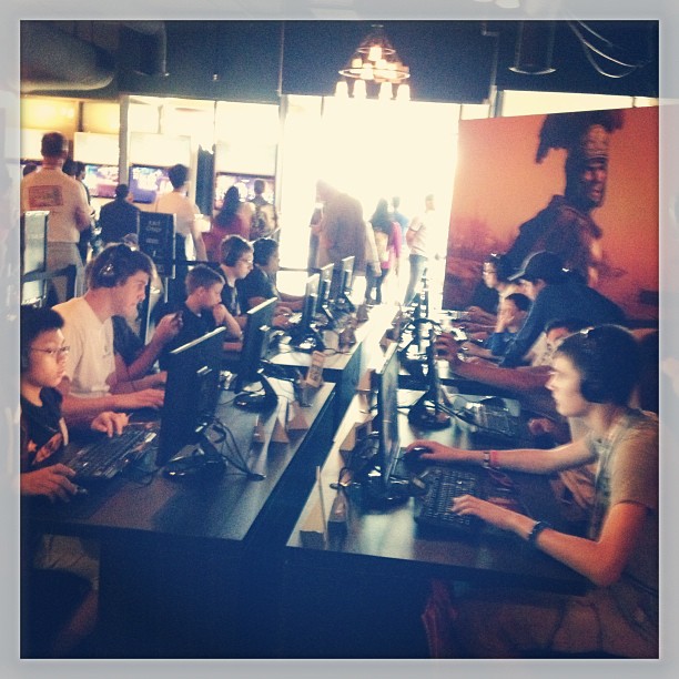 1016392_10200982917188021_314419784_n